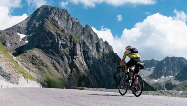 Montée du tourmalet côté luz saint sauveur • octave