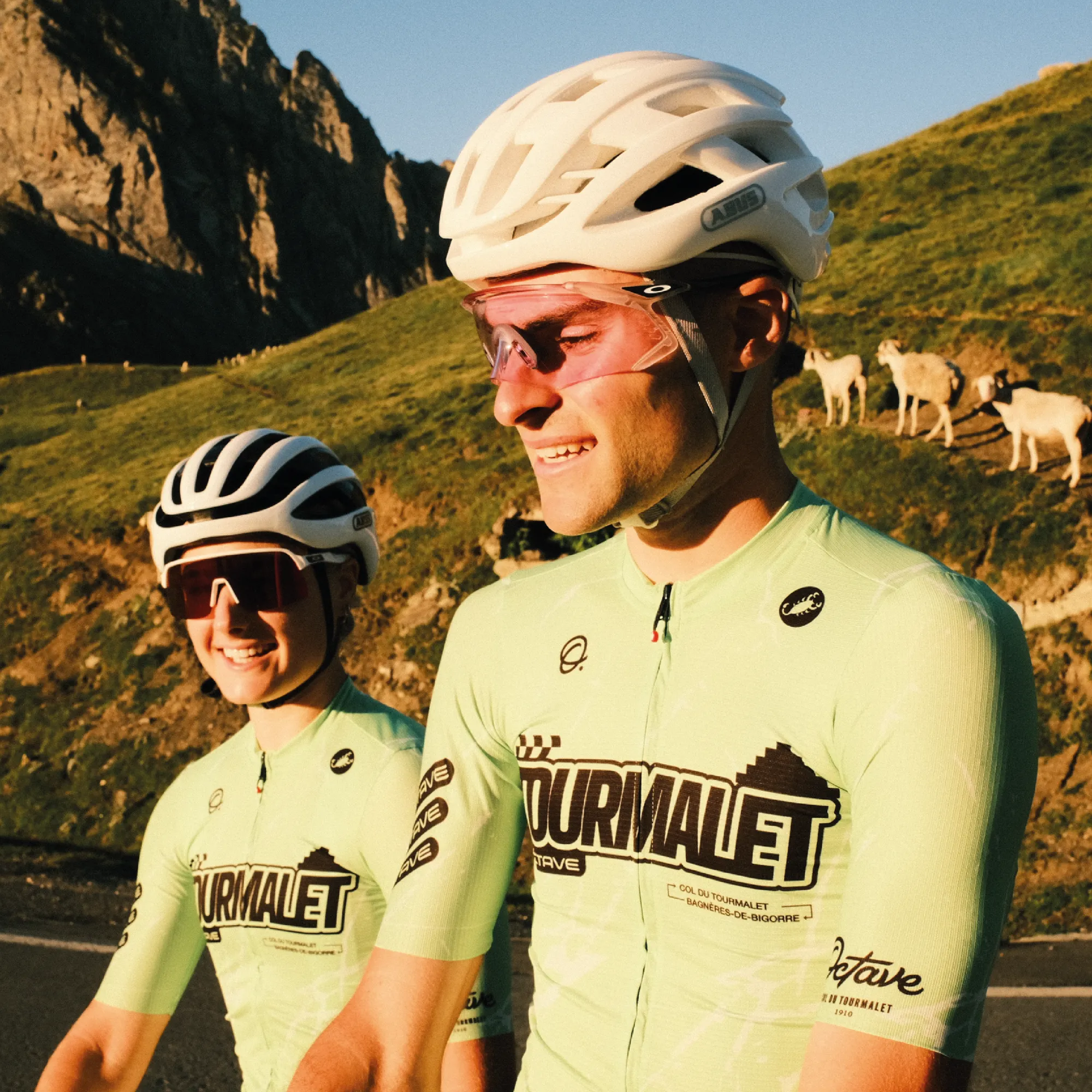 Pierre et Julie • maillot octave tourmalet vert 2026